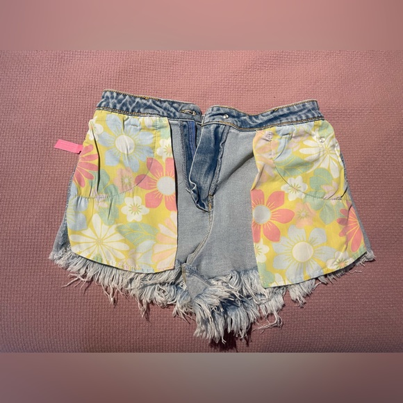 Dolls Kill sugar Thrillz Outta Sight Distressed Denim Shorts - Picture 3 of 8